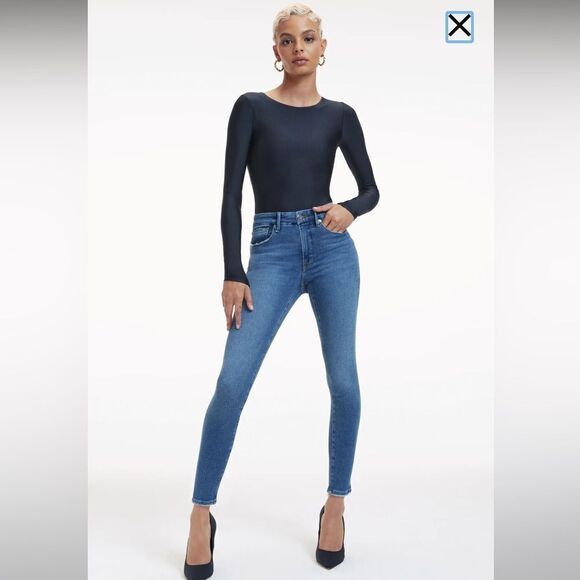 Good American GOOD LEGS CROPPED JEANS - Picture 1 of 7